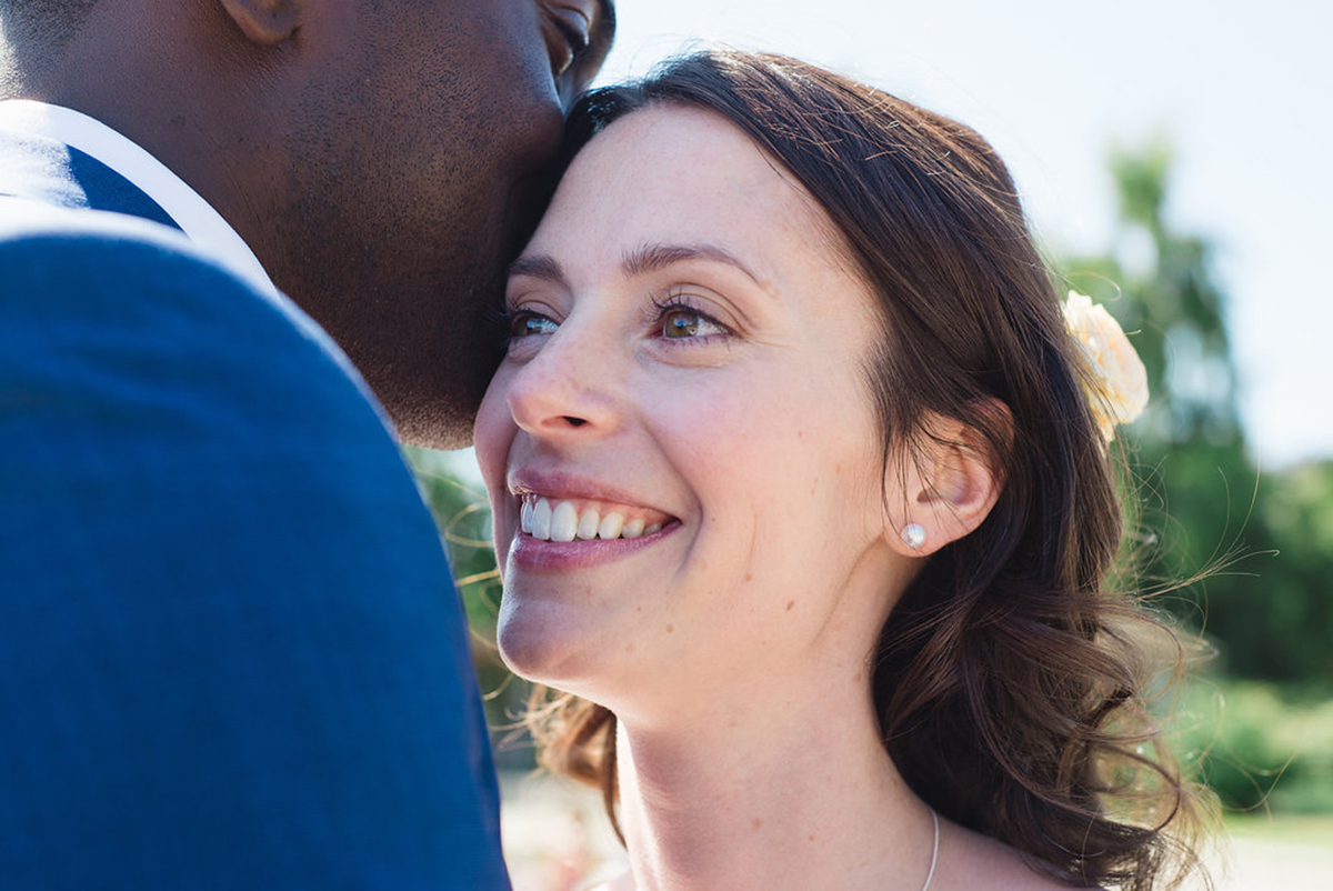 Natural and fresh on-location and luxury bridal hair and makeup done by Savannah Rae Beauty, located on the Emerald Coast of Florida and the 30a area